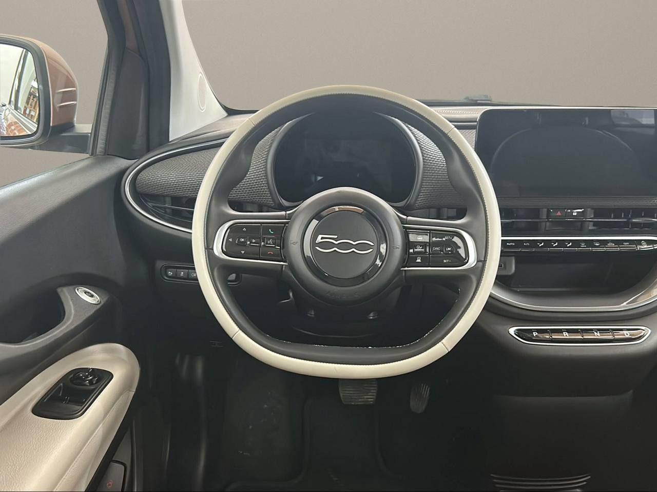 FIAT 500e Berlina 42kWh La Prima By bocelli 320 Km autonomia - 15