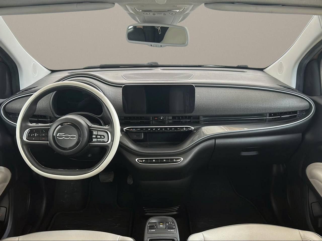 FIAT 500e Berlina 42kWh La Prima By bocelli 320 Km autonomia - 14