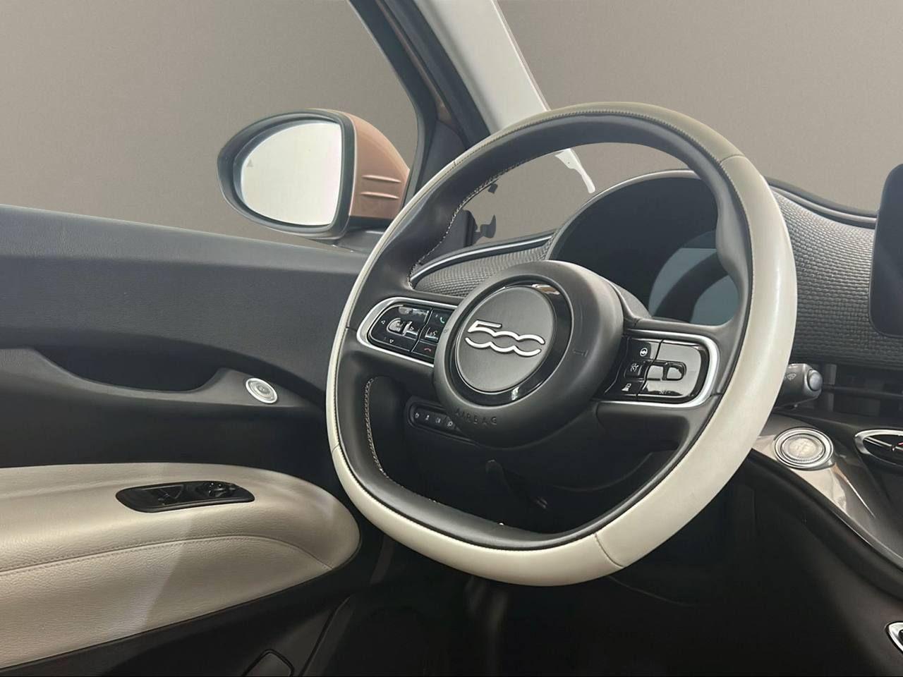 FIAT 500e Berlina 42kWh La Prima By bocelli 320 Km autonomia - 24
