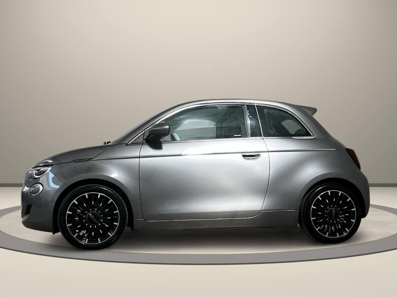 FIAT 500 Berlina 42kWh La Prima By Bocelli 320 Km autonomia - 3