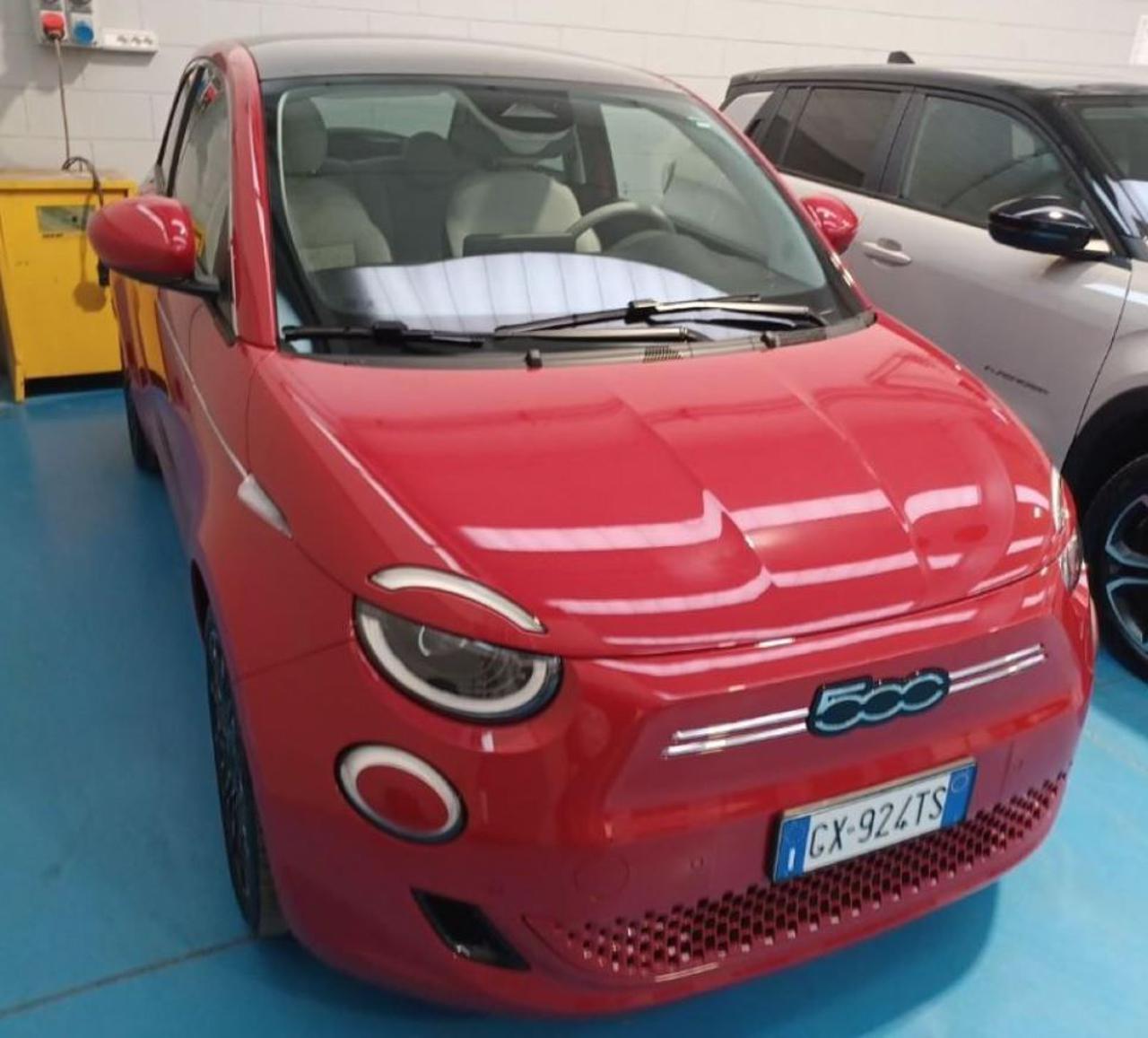 FIAT 500 Berlina 42 kWh La Prima 320 Km autonomia - 3