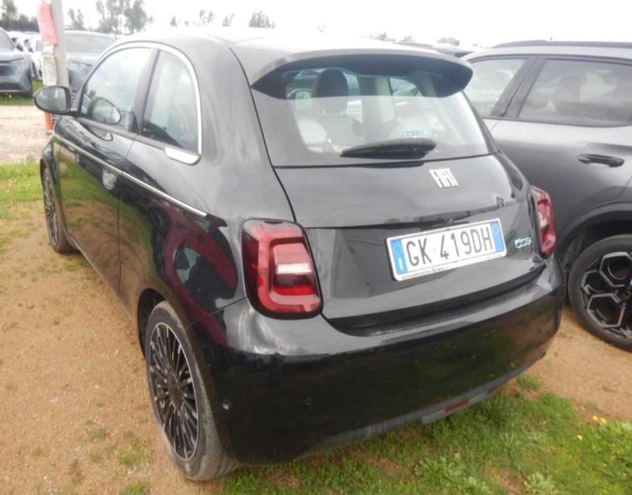 FIAT 500 Berlina 42 kWh La Prima 320 Km autonomia - 5