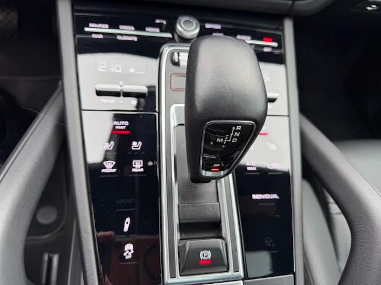 PORSCHE Cayenne Coupé 3.0 V6 E-Hybrid - 22