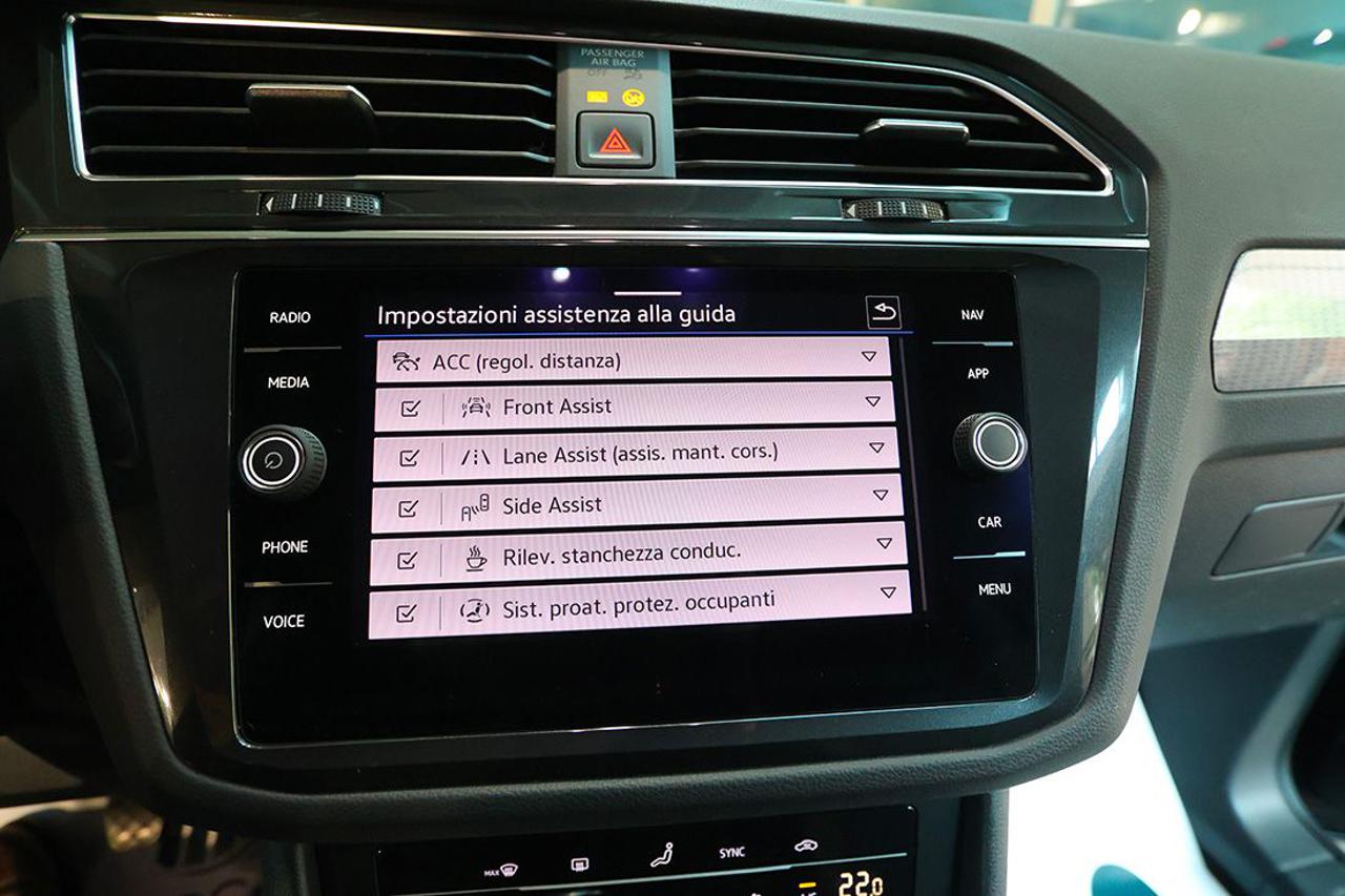 VOLKSWAGEN Tiguan 1.5 TSI ACT Life - 25