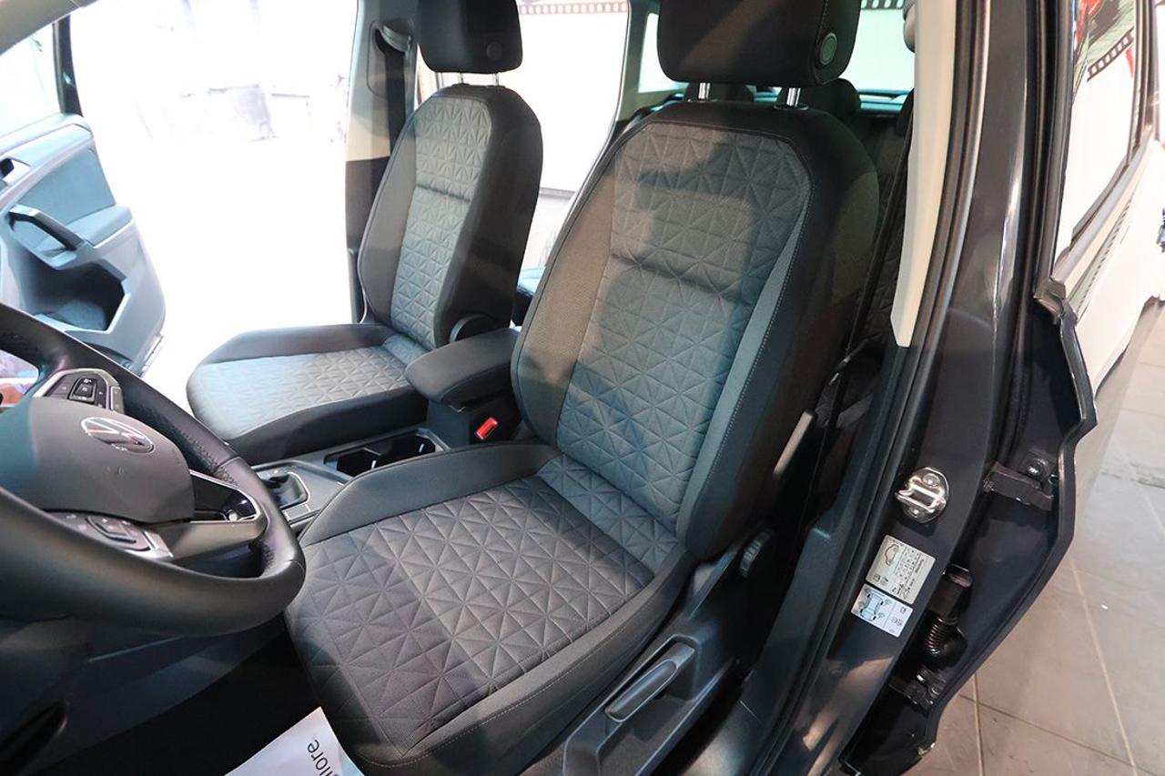 VOLKSWAGEN Tiguan 1.5 TSI ACT Life - 17