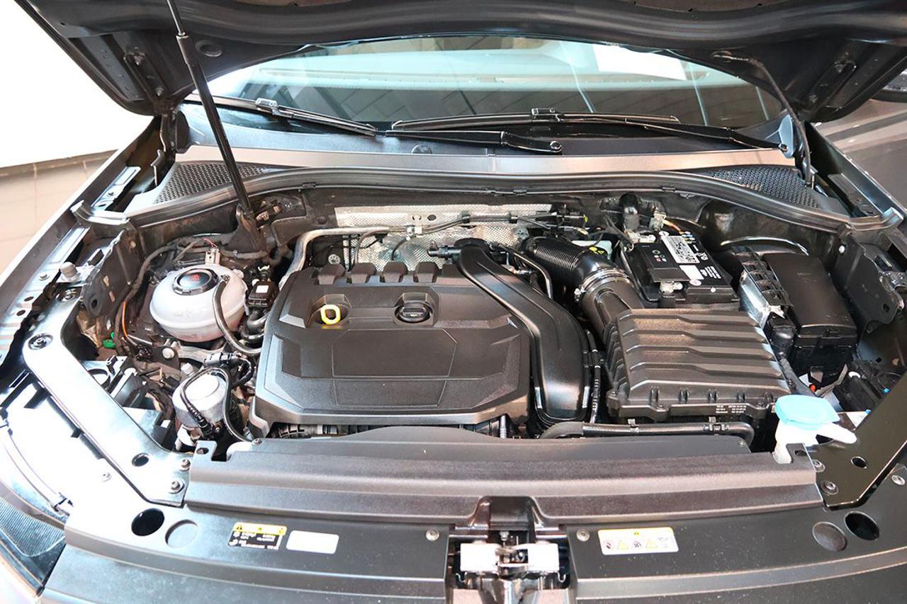 VOLKSWAGEN Tiguan 1.5 TSI ACT Life - 11