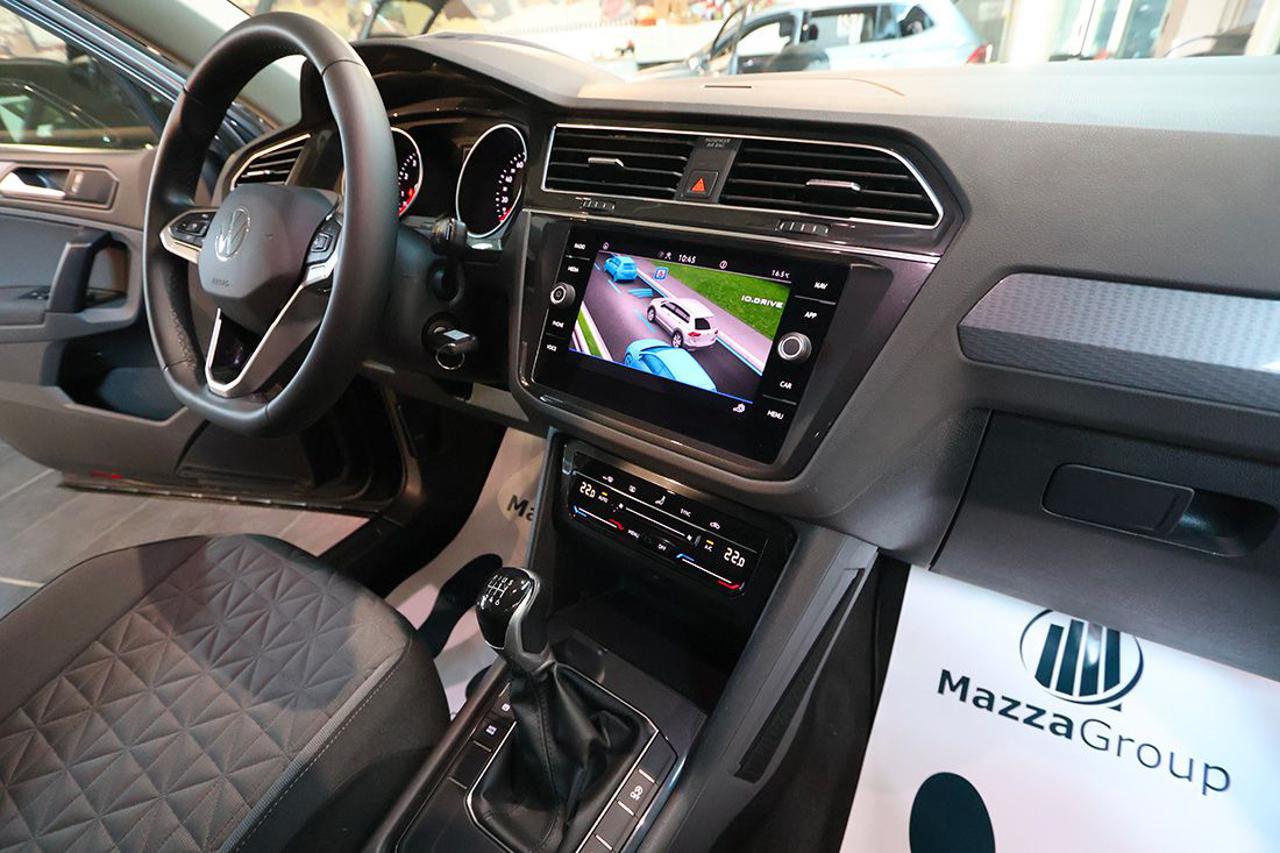 VOLKSWAGEN Tiguan 1.5 TSI ACT Life - 29