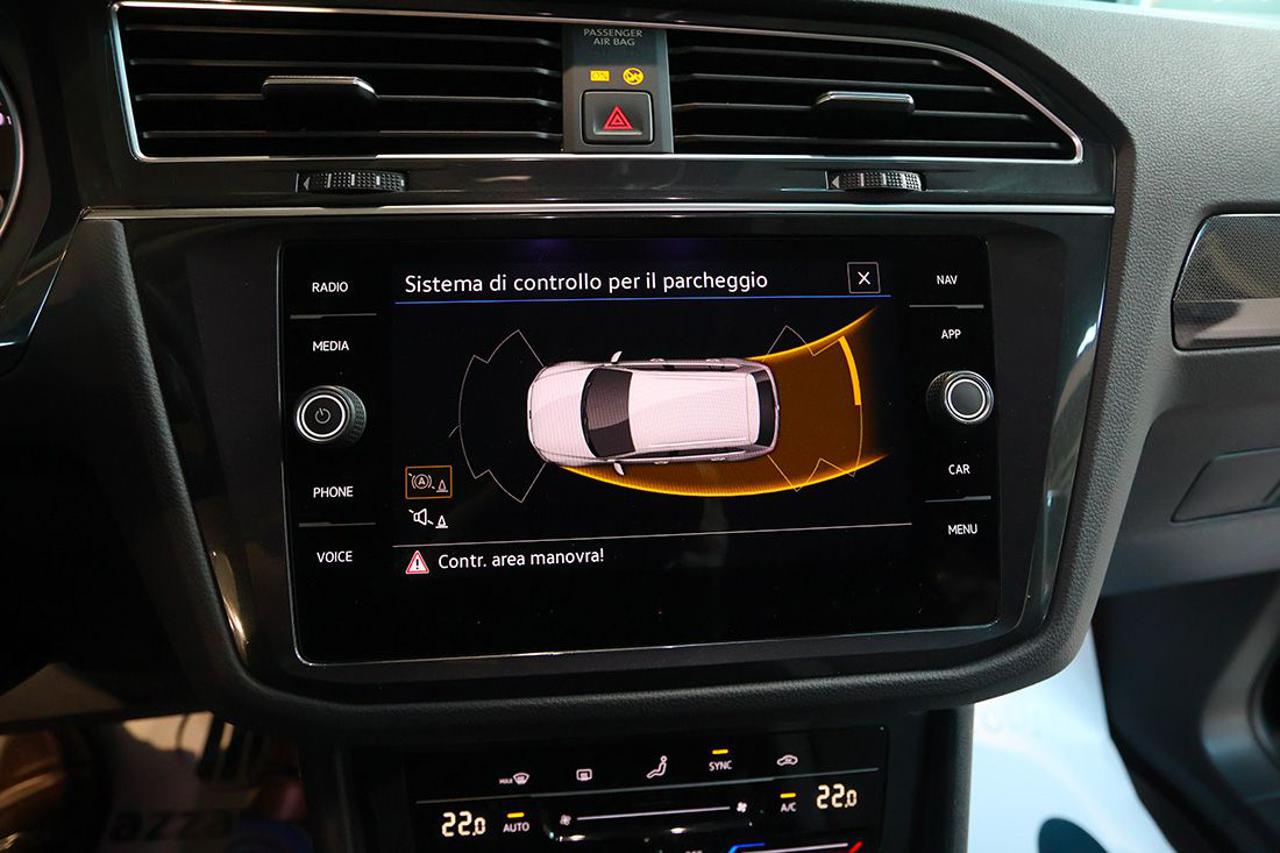 VOLKSWAGEN Tiguan 2.0 TDI 150cv SCR DSG Life - 24