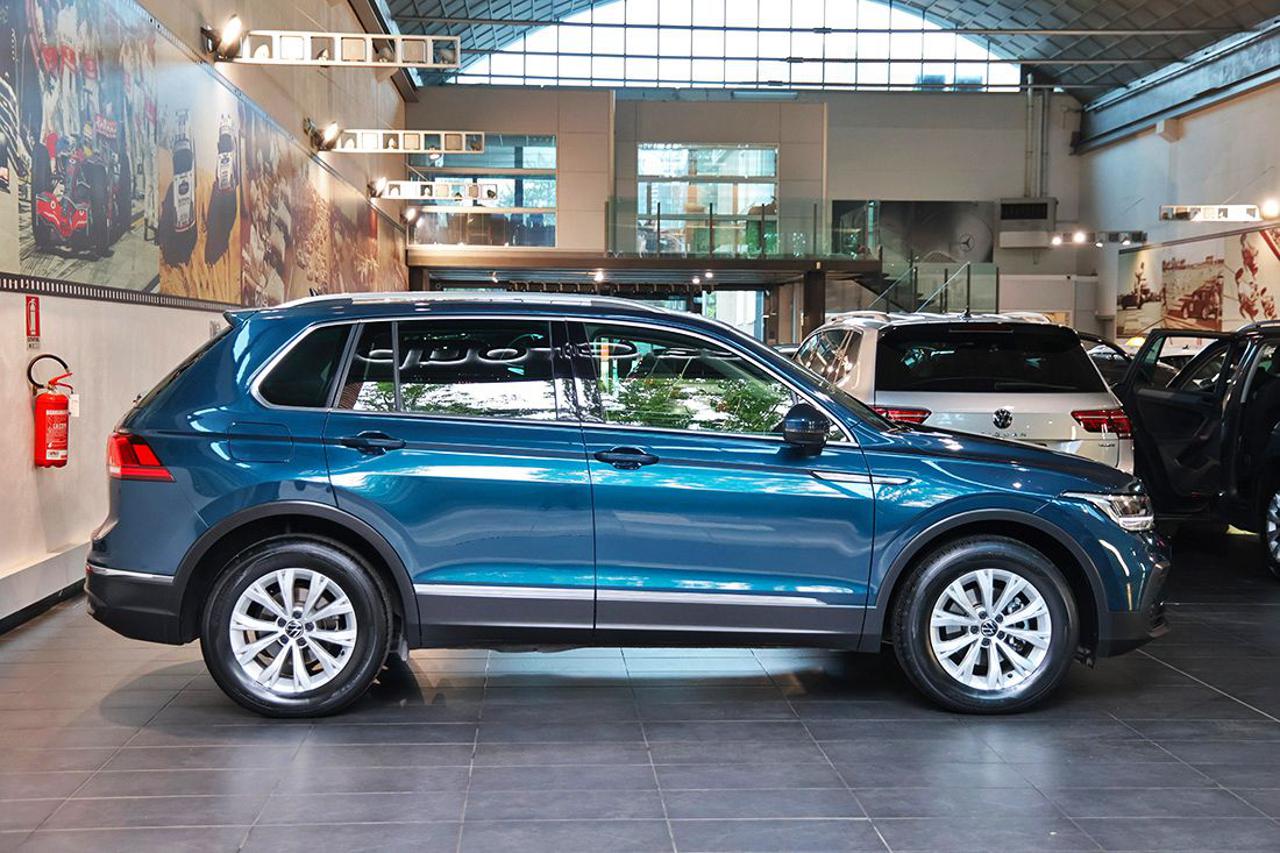 VOLKSWAGEN Tiguan 2.0 TDI 150cv SCR DSG Life - 2