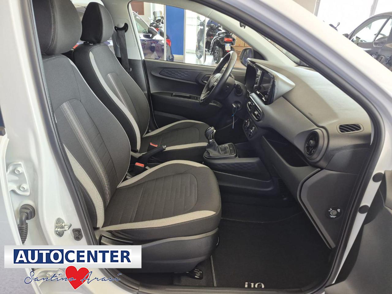 HYUNDAI i10 1.0 MPI AT Connectline - 14