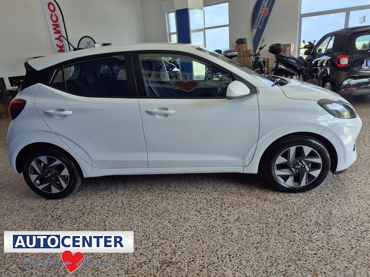 HYUNDAI i10 1.0 MPI AT Connectline - 4