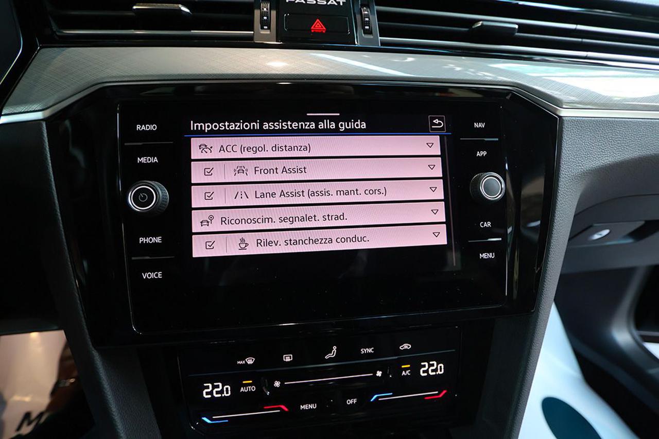 VOLKSWAGEN Passat Variant 2.0 TDI SCR EVO Business - 25