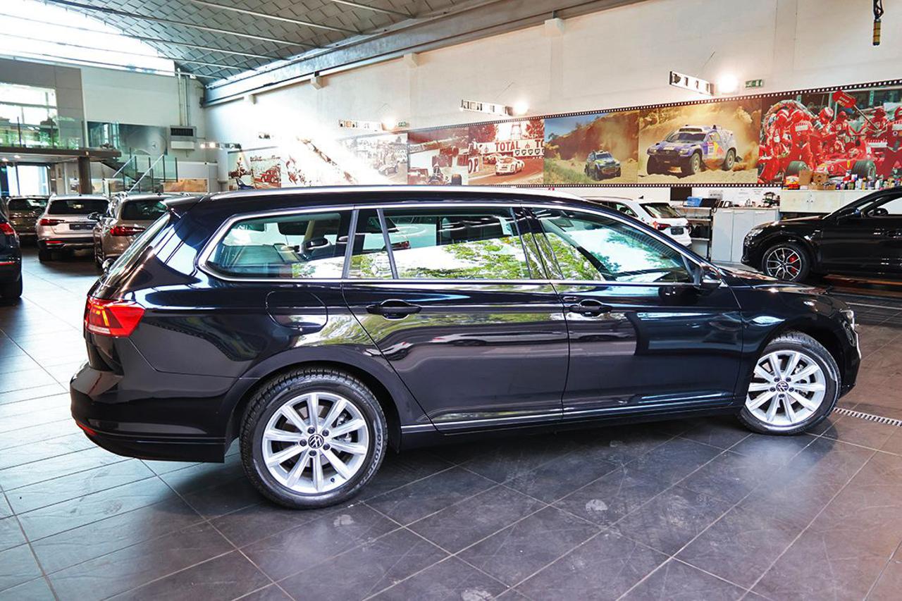 VOLKSWAGEN Passat Variant 2.0 TDI SCR EVO Business - 10