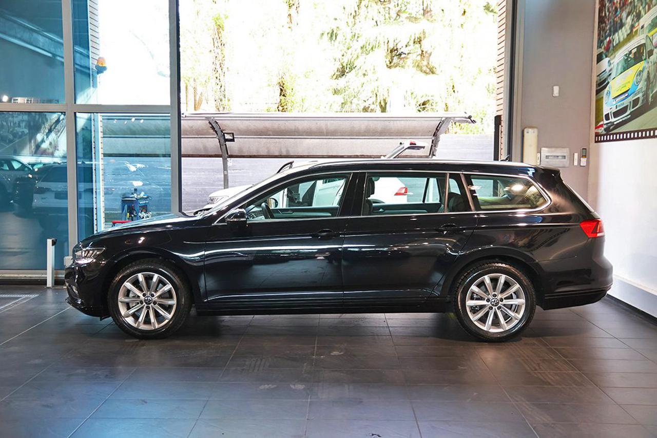VOLKSWAGEN Passat Variant 2.0 TDI SCR EVO Business - 3