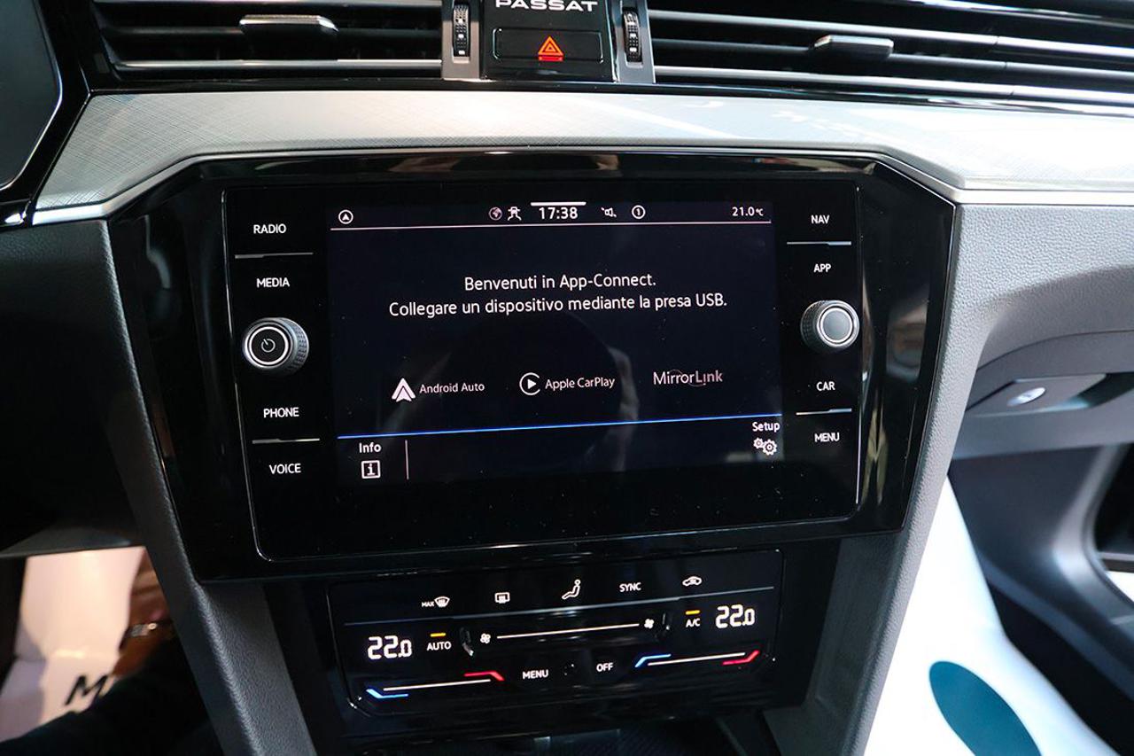 VOLKSWAGEN Passat Variant 2.0 TDI SCR EVO Business - 26