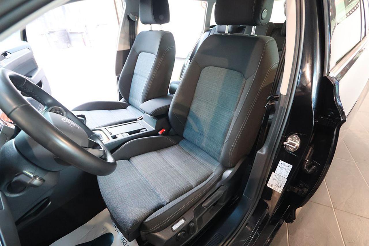 VOLKSWAGEN Passat Variant 2.0 TDI SCR EVO Business - 17