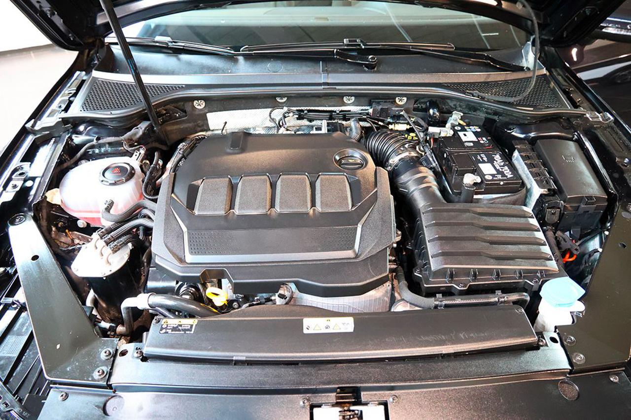 VOLKSWAGEN Passat Variant 2.0 TDI SCR EVO Business - 11
