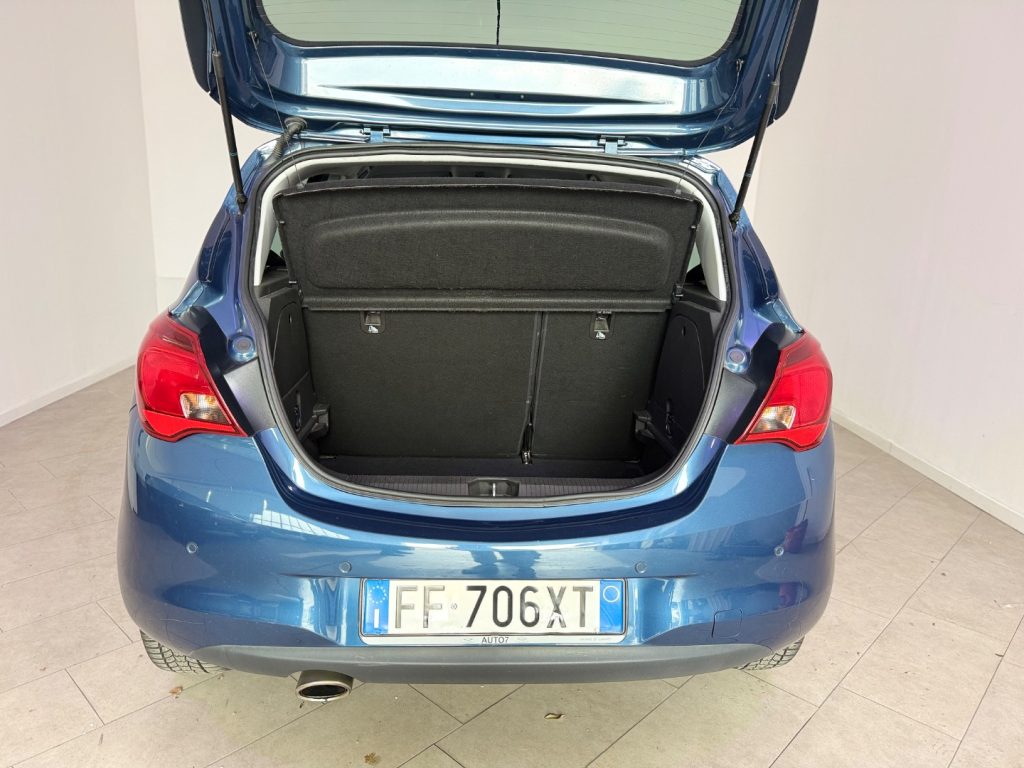 OPEL Corsa 1.2 5 porte Cosmo - 16