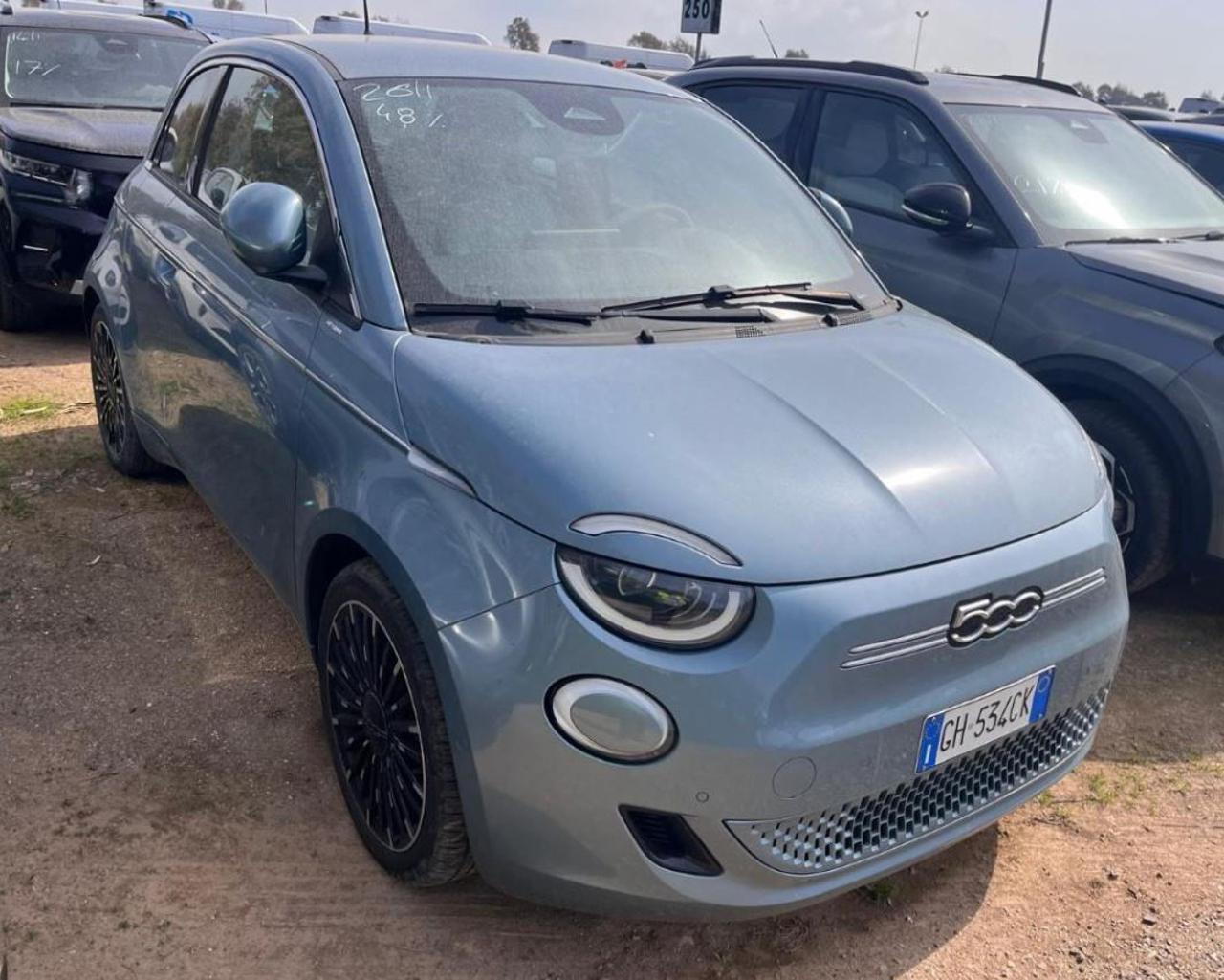 FIAT 500 3+1 42 kWh La Prima 320 Km autonomia - 3