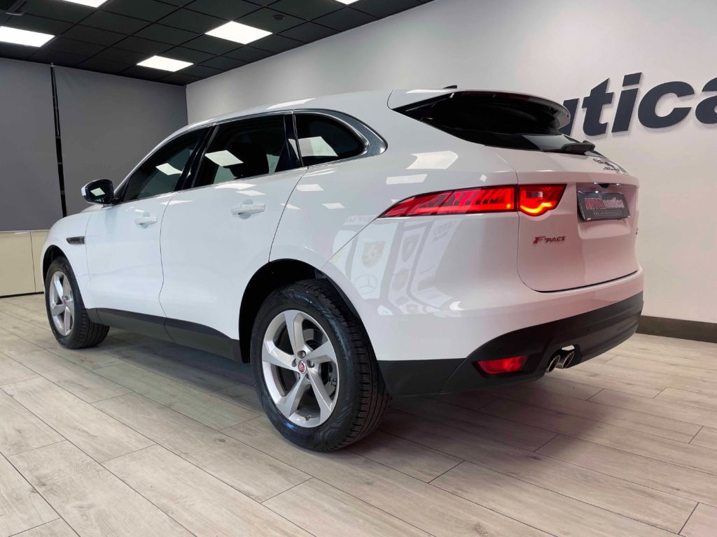 JAGUAR F-Pace 2.0D I4 PRESTIGE AWD 180CV AUTO MY20 - 8