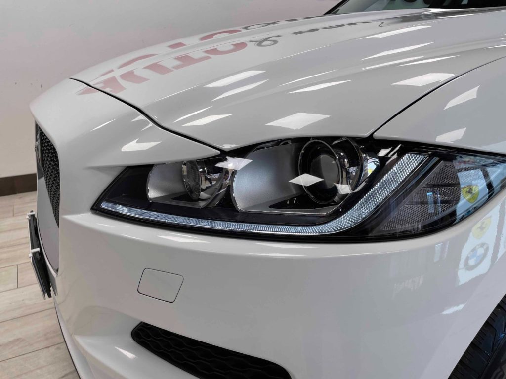 JAGUAR F-Pace 2.0D I4 PRESTIGE AWD 180CV AUTO MY20 - 11