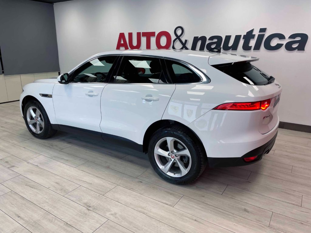 JAGUAR F-Pace 2.0D I4 PRESTIGE AWD 180CV AUTO MY20 - 36