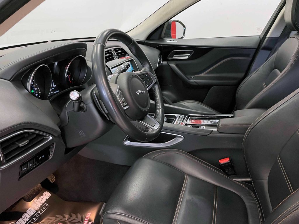 JAGUAR F-Pace 2.0D I4 PRESTIGE AWD 180CV AUTO MY20 - 40