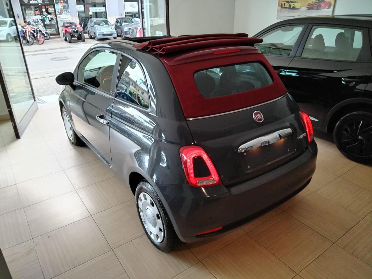 FIAT 500 C 1.0 Hybrid Cult - 6