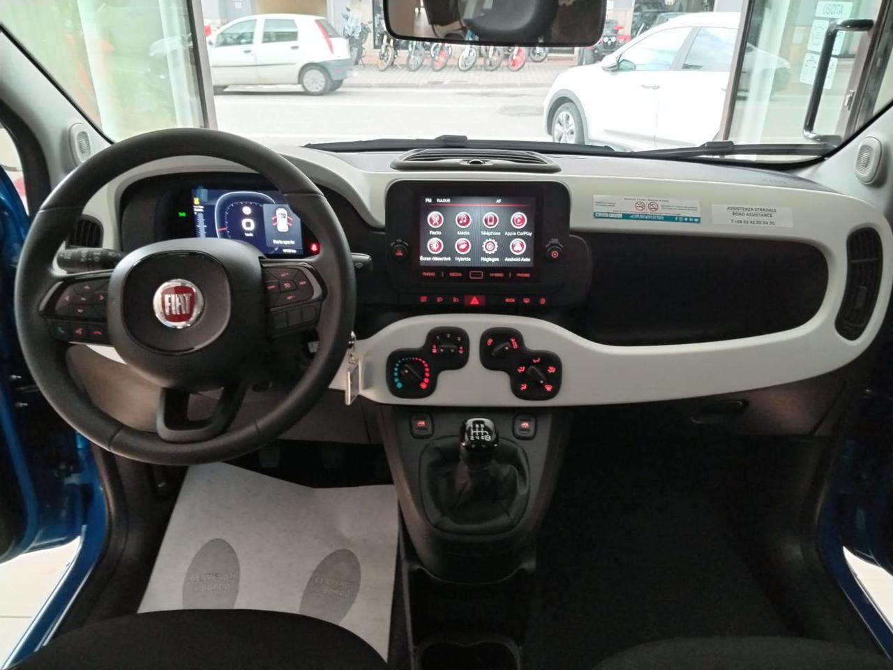 FIAT Panda 1.0 FireFly S&S Hybrid Pandina - 17