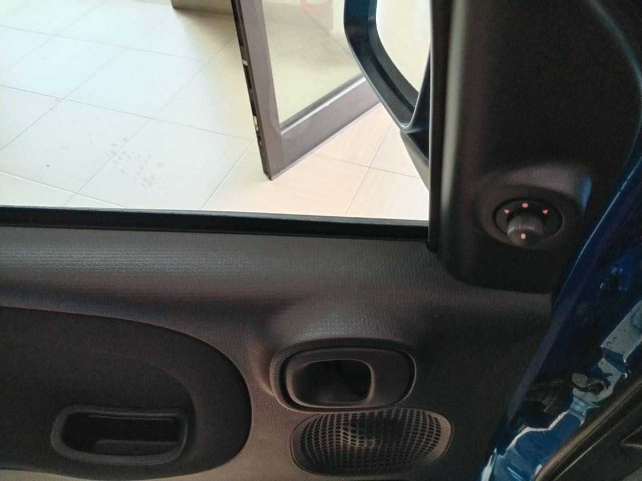 FIAT Panda 1.0 FireFly S&S Hybrid Pandina - 12