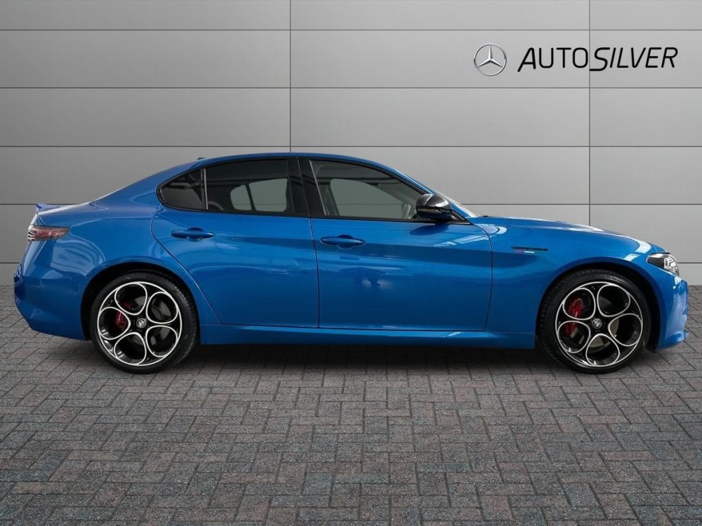 ALFA ROMEO Giulia 2.2 Turbodiesel 210 CV AT8 AWD Q4 Competizione - 5