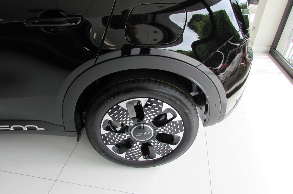 FIAT 600 1.2 Hybrid 145 CV DCT MHEV La Prima KMZERO - 5