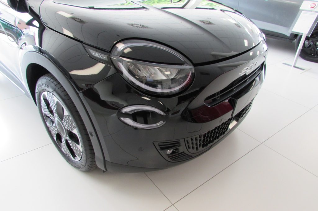 FIAT 600 1.2 Hybrid 145 CV DCT MHEV La Prima KMZERO - 16