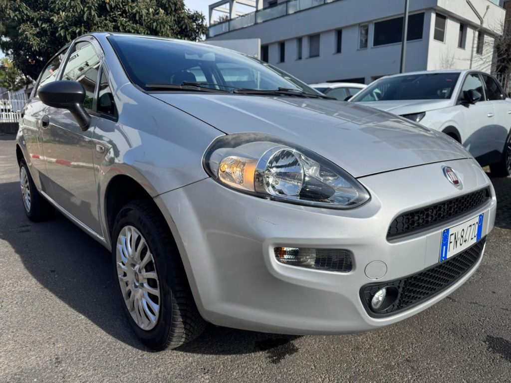 FIAT Punto 1.4 8V 5 porte Natural Power Street - 2