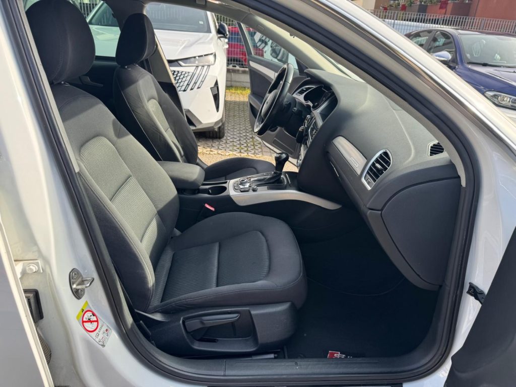 AUDI A4 AVANT2.0 TDI 177 CV QUATTRO S-tronic S-Line ED. - 11