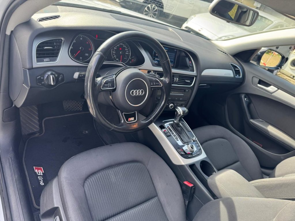 AUDI A4 AVANT2.0 TDI 177 CV QUATTRO S-tronic S-Line ED. - 16