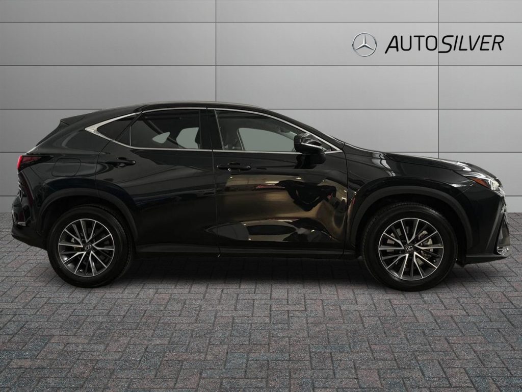 LEXUS NX 450h Plug-in 4WD Luxury - 5