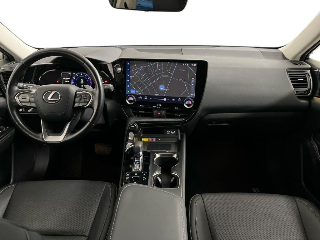 LEXUS NX 450h Plug-in 4WD Luxury - 9