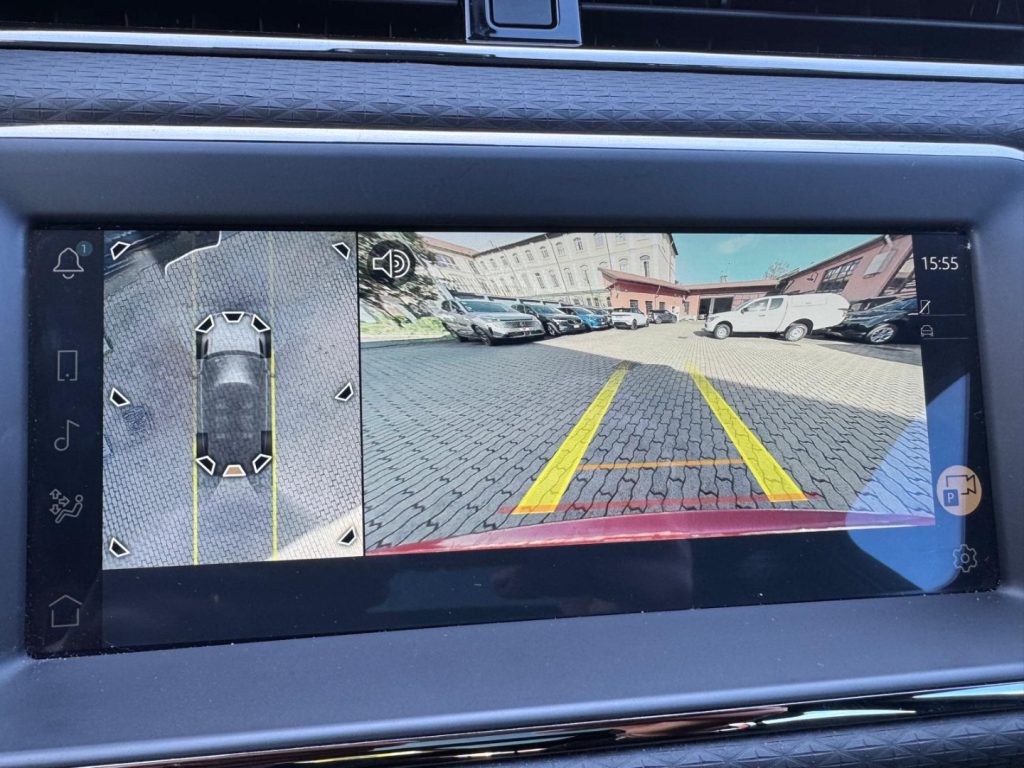 LAND ROVER Range Rover Evoque 1.5 I3 160 CV FWD Auto R-Dynamic - 13