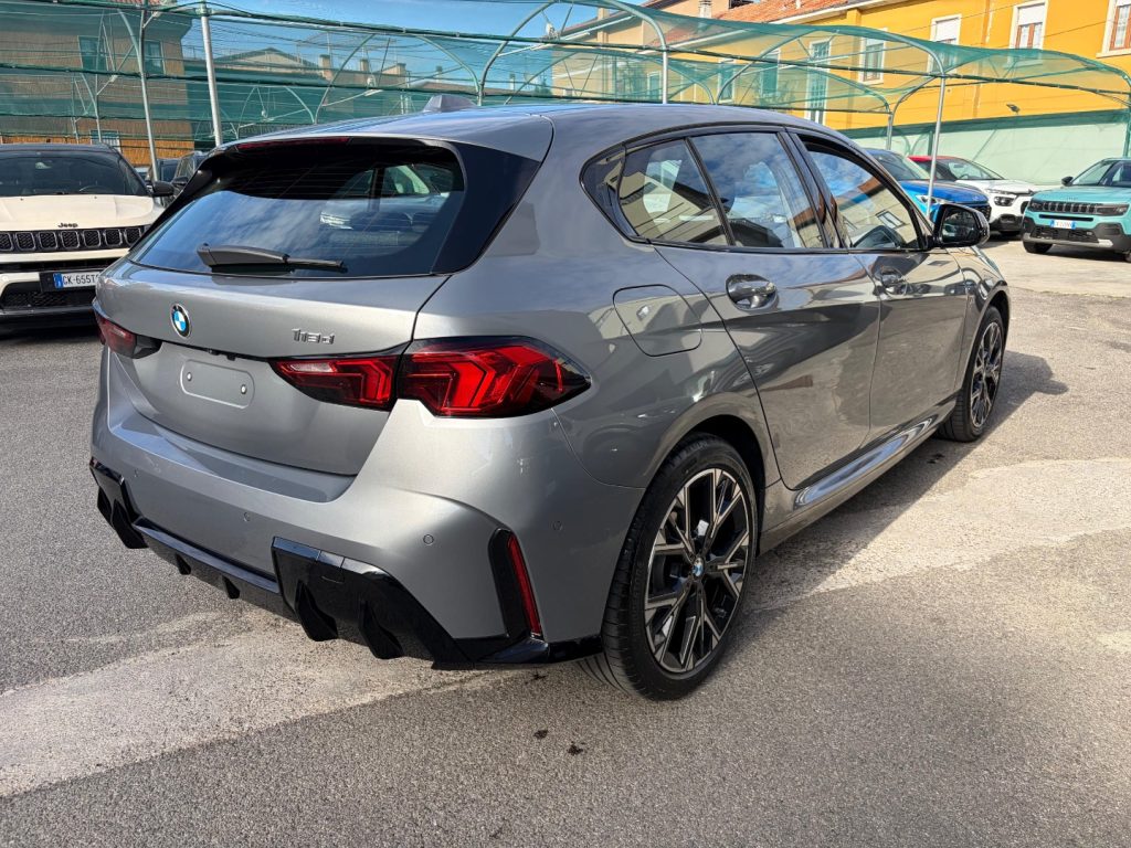 BMW 118 d MSport - 8