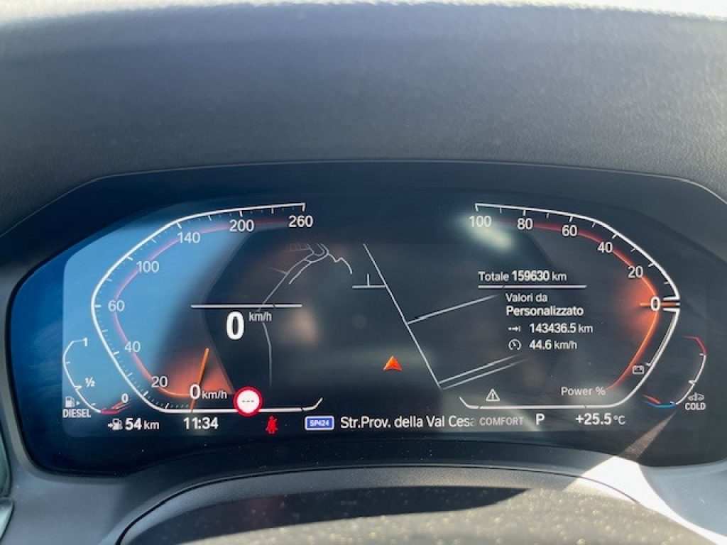 BMW 318 d 48V Touring Sport + Gancio Traino - 12