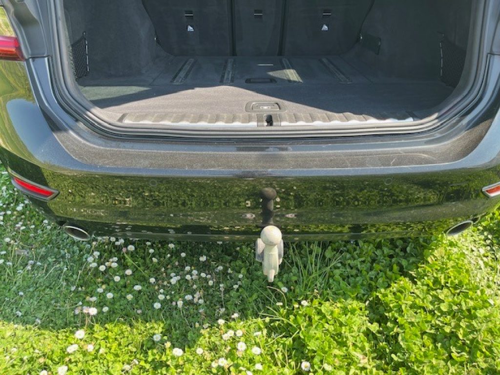 BMW 318 d 48V Touring Sport + Gancio Traino - 22