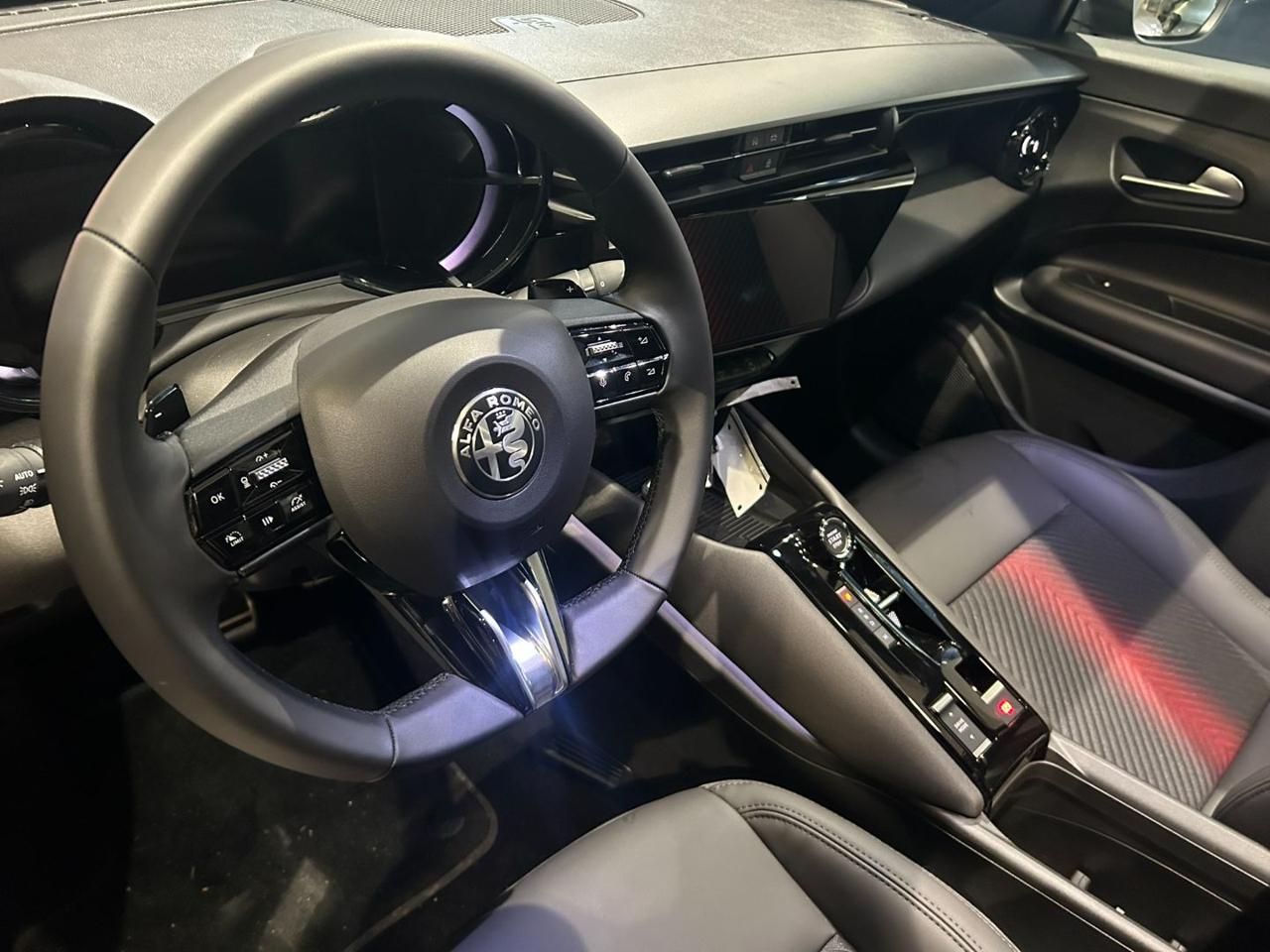 ALFA ROMEO Junior 1.2 145 CV Hybrid eDCT6 Q4  Techno pack - 8