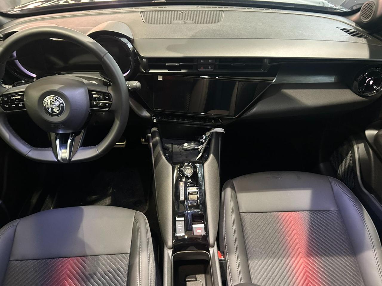 ALFA ROMEO Junior 1.2 145 CV Hybrid eDCT6 Q4  Techno pack - 5