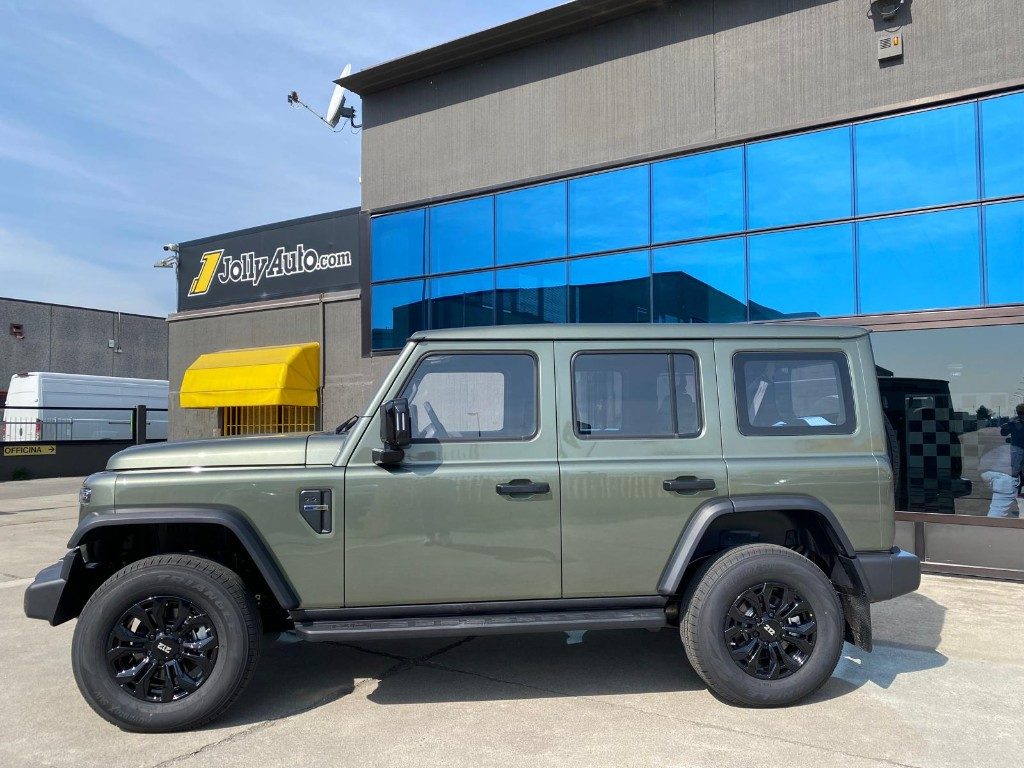 EMC 212 2.0 TGDI 8AT 4WD Adventurer - 11