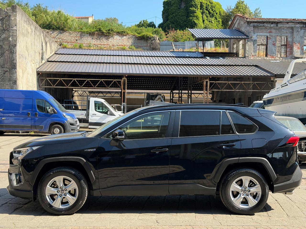 TOYOTA RAV 4 MY23 RAV4 2.5 HV (222CV) E-CVT AWD-i Business - 4