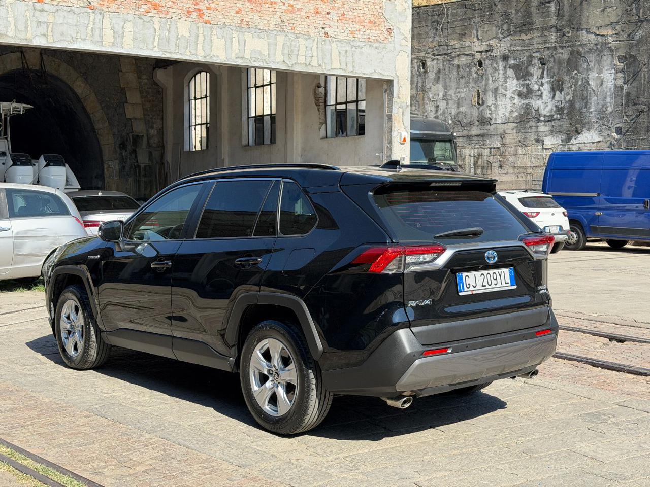 TOYOTA RAV 4 MY23 RAV4 2.5 HV (222CV) E-CVT AWD-i Business - 5