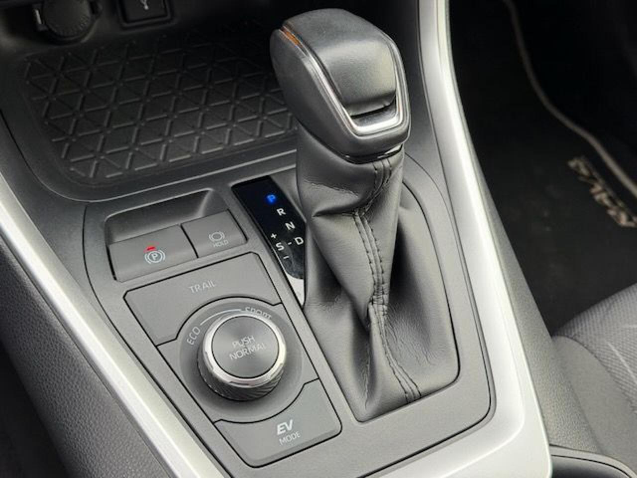 TOYOTA RAV 4 MY23 RAV4 2.5 HV (222CV) E-CVT AWD-i Dynamic - 19