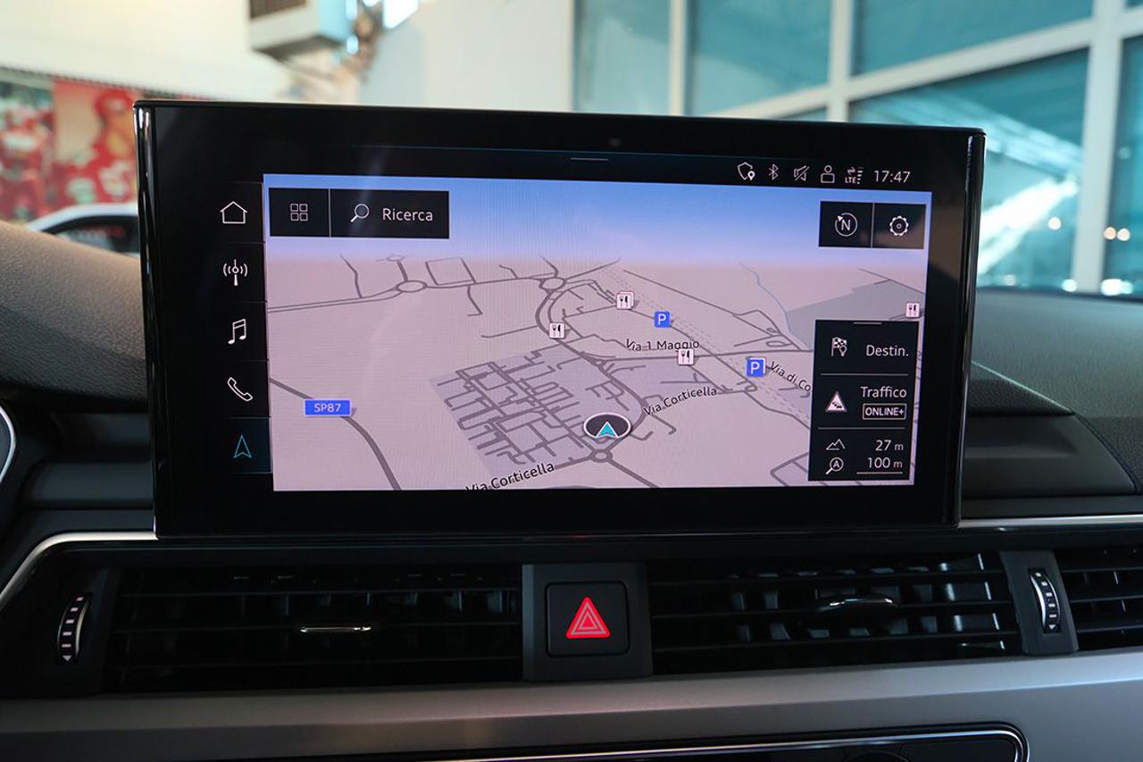 AUDI A4 35 TDI S-Tronic S-Line - 23