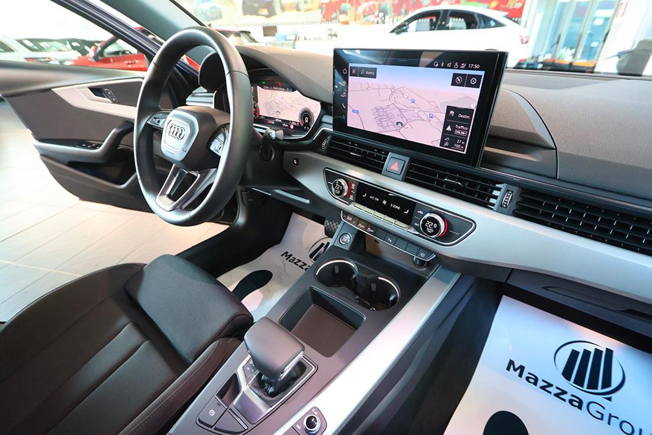 AUDI A4 35 TDI S-Tronic S-Line - 35